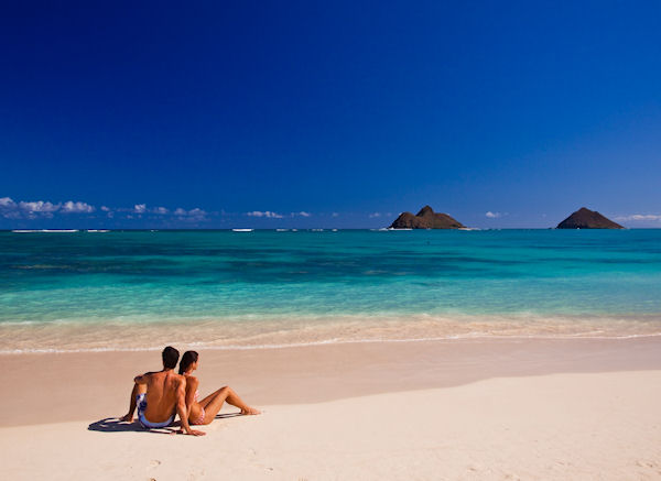 Hawaii beach and couple